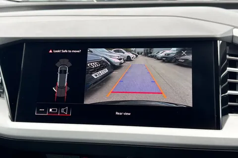 PN71NTJ Audi Q4 e-tron Q4  Sport 40 e-tron  150,00 kW Thumbnail #47