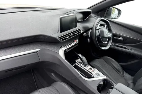 15 of 67 for PEUGEOT 3008 1.5 BlueHDi GT Line EAT Euro 6 (s/s) 5dr