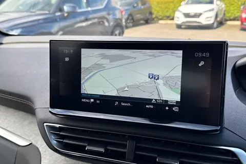 HT71LJE PEUGEOT 3008 1.2 PureTech GT Premium EAT Euro 6 (s/s) 5dr Thumbnail #18