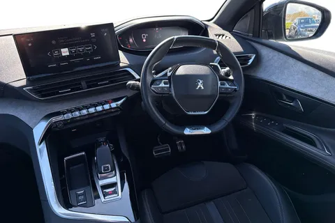 HT71LJE PEUGEOT 3008 1.2 PureTech GT Premium EAT Euro 6 (s/s) 5dr Thumbnail #19