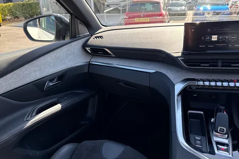 HT71LJE PEUGEOT 3008 1.2 PureTech GT Premium EAT Euro 6 (s/s) 5dr Thumbnail #21