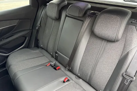 19 of 67 for PEUGEOT 3008 1.5 BlueHDi GT Line EAT Euro 6 (s/s) 5dr