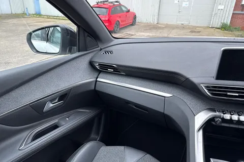 20 of 67 for PEUGEOT 3008 1.5 BlueHDi GT Line EAT Euro 6 (s/s) 5dr