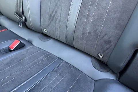 HT71LJE PEUGEOT 3008 1.2 PureTech GT Premium EAT Euro 6 (s/s) 5dr Thumbnail #31