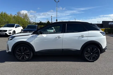 HT71LJE PEUGEOT 3008 1.2 PureTech GT Premium EAT Euro 6 (s/s) 5dr Thumbnail #37