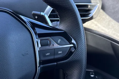 HT71LJE PEUGEOT 3008 1.2 PureTech GT Premium EAT Euro 6 (s/s) 5dr Thumbnail #39