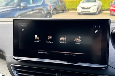 HT71LJE PEUGEOT 3008 1.2 PureTech GT Premium EAT Euro 6 (s/s) 5dr Thumbnail #53