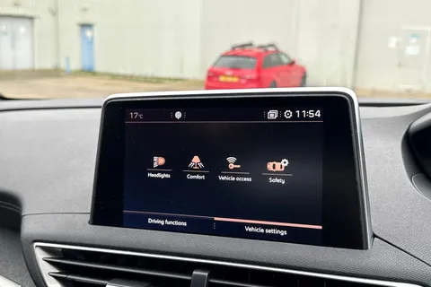 53 of 67 for PEUGEOT 3008 1.5 BlueHDi GT Line EAT Euro 6 (s/s) 5dr