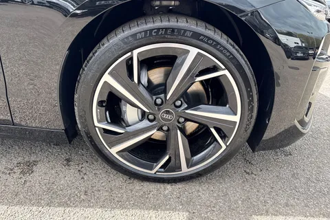  Audi A6 E-Tron Sportback 100kWh Performance Black Edition Auto 5dr Thumbnail #7