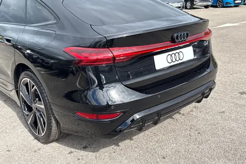  Audi A6 E-Tron Sportback 100kWh Performance Black Edition Auto 5dr Thumbnail #16