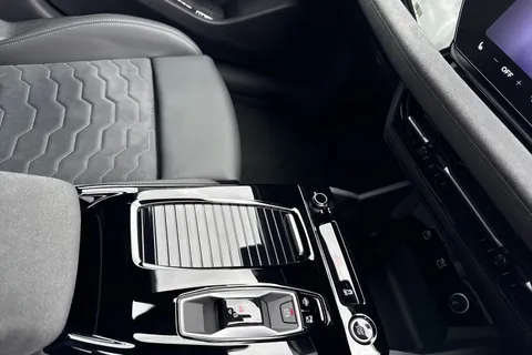  Audi A6 E-Tron Sportback 100kWh Performance Black Edition Auto 5dr Thumbnail #20