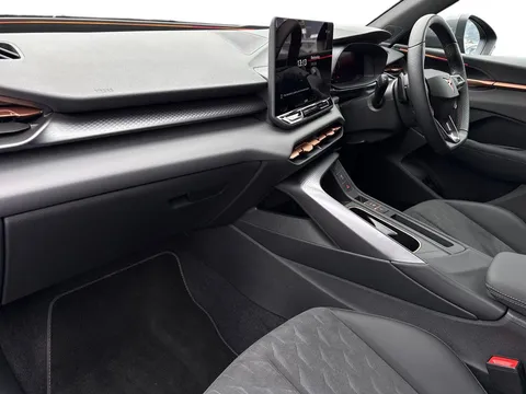 MH75DNE CUPRA Terramar 1.5 eTSI 150 V2 5dr DSG Thumbnail #9