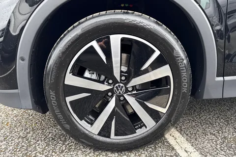  Volkswagen Tiguan 2.0 TDI Match DSG Euro 6 (s/s) 5dr Thumbnail #11