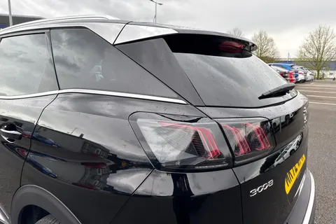 MK72WPN PEUGEOT 3008 1.2 PureTech GT Premium EAT Euro 6 (s/s) 5dr Thumbnail #31