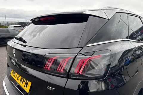 MK72WPN PEUGEOT 3008 1.2 PureTech GT Premium EAT Euro 6 (s/s) 5dr Thumbnail #32
