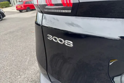 MK72WPN PEUGEOT 3008 1.2 PureTech GT Premium EAT Euro 6 (s/s) 5dr Thumbnail #33