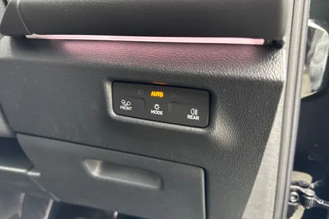  Volkswagen Tiguan 2.0 TDI Match DSG Euro 6 (s/s) 5dr Thumbnail #40