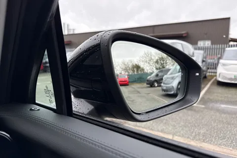  Volkswagen Tiguan 2.0 TDI Match DSG Euro 6 (s/s) 5dr Thumbnail #41