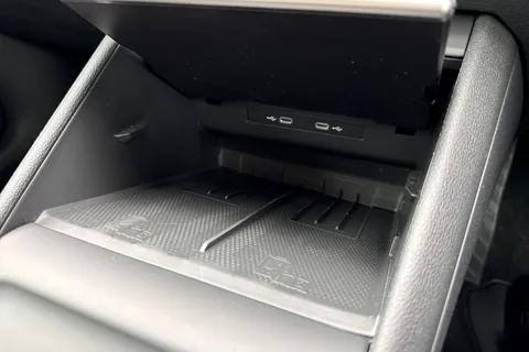  Volkswagen Tiguan 2.0 TDI Match DSG Euro 6 (s/s) 5dr Thumbnail #42