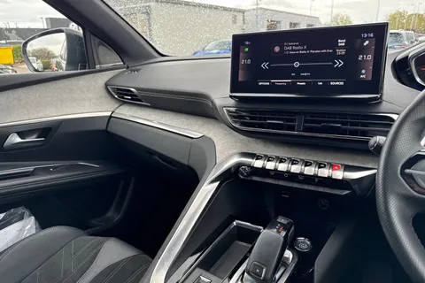 MK72WPN PEUGEOT 3008 1.2 PureTech GT Premium EAT Euro 6 (s/s) 5dr Thumbnail #45