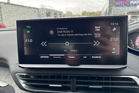 MK72WPN PEUGEOT 3008 1.2 PureTech GT Premium EAT Euro 6 (s/s) 5dr Thumbnail #46