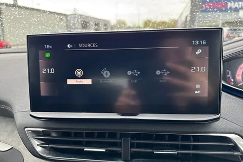 MK72WPN PEUGEOT 3008 1.2 PureTech GT Premium EAT Euro 6 (s/s) 5dr Thumbnail #48