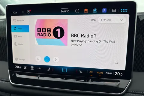  Volkswagen Tiguan 2.0 TDI Match DSG Euro 6 (s/s) 5dr Thumbnail #50