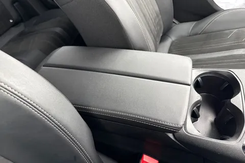 MK72WPN PEUGEOT 3008 1.2 PureTech GT Premium EAT Euro 6 (s/s) 5dr Thumbnail #59