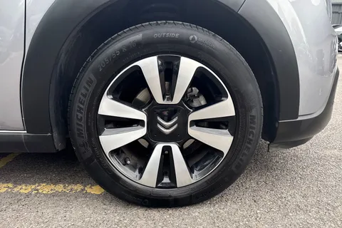 VN74GPU Citroën C3 1.2 PureTech PLUS Euro 6 (s/s) 5dr Thumbnail #24