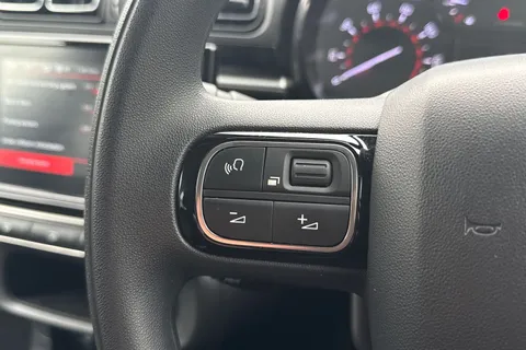 VN74GPU Citroën C3 1.2 PureTech PLUS Euro 6 (s/s) 5dr Thumbnail #31