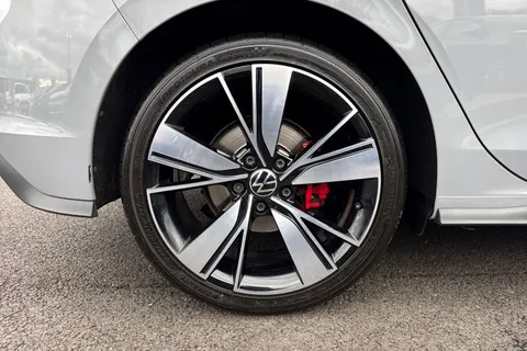 YB71SBO Volkswagen Golf 2.0 TDI 200 GTD 5dr DSG Thumbnail #11