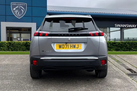 WO71HWJ PEUGEOT e-2008 50kWh Allure Premium Auto 5dr Thumbnail #4