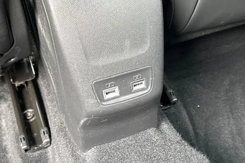 WO71HWJ PEUGEOT e-2008 50kWh Allure Premium Auto 5dr Thumbnail #38