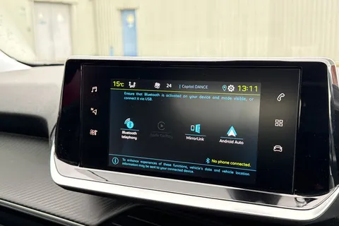 WO71HWJ PEUGEOT e-2008 50kWh Allure Premium Auto 5dr Thumbnail #48