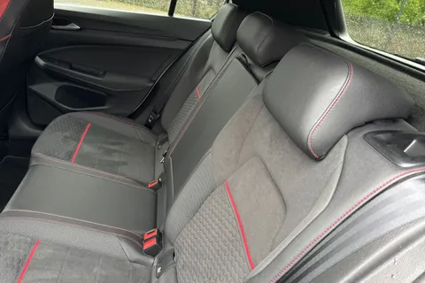 DY21VDO Volkswagen Golf 2.0 TSI GTI Clubsport DSG Euro 6 (s/s) 5dr Thumbnail #20