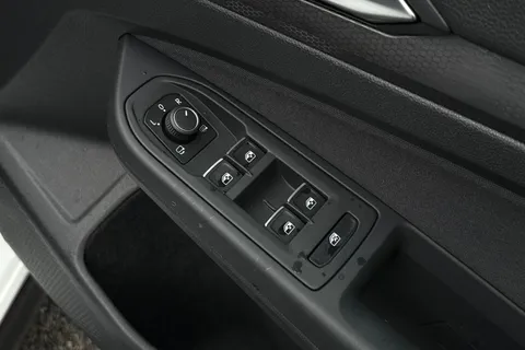 DY21VDO Volkswagen Golf 2.0 TSI GTI Clubsport DSG Euro 6 (s/s) 5dr Thumbnail #22