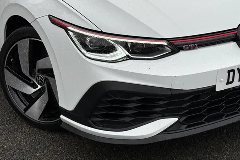 DY21VDO Volkswagen Golf 2.0 TSI GTI Clubsport DSG Euro 6 (s/s) 5dr Thumbnail #26