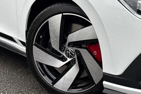 DY21VDO Volkswagen Golf 2.0 TSI GTI Clubsport DSG Euro 6 (s/s) 5dr Thumbnail #28