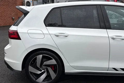 DY21VDO Volkswagen Golf 2.0 TSI GTI Clubsport DSG Euro 6 (s/s) 5dr Thumbnail #31