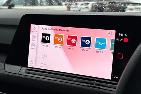 DY21VDO Volkswagen Golf 2.0 TSI GTI Clubsport DSG Euro 6 (s/s) 5dr Thumbnail #54