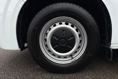 DA26GUU Volkswagen Transporter 2.0 TDI 110 Commerce Plus Van Thumbnail #13