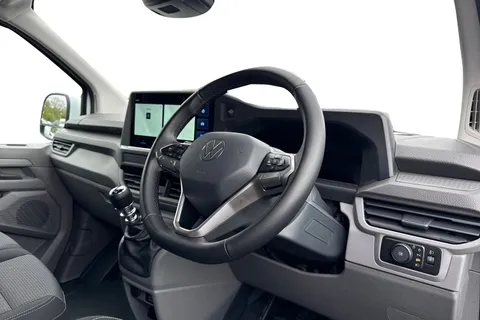 DA26GUU Volkswagen Transporter 2.0 TDI 110 Commerce Plus Van Thumbnail #14