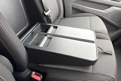 DA26GUU Volkswagen Transporter 2.0 TDI 110 Commerce Plus Van Thumbnail #33