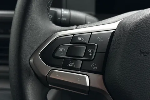 DA26GUU Volkswagen Transporter 2.0 TDI 110 Commerce Plus Van Thumbnail #39