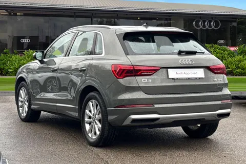 2 of 45 for Audi Q3 Sport 35 TFSI 150 PS 6-speed