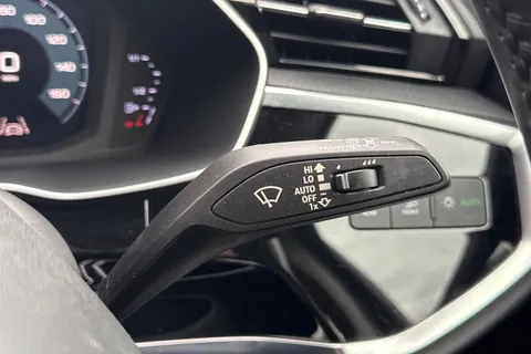 27 of 45 for Audi Q3 Sport 35 TFSI 150 PS 6-speed