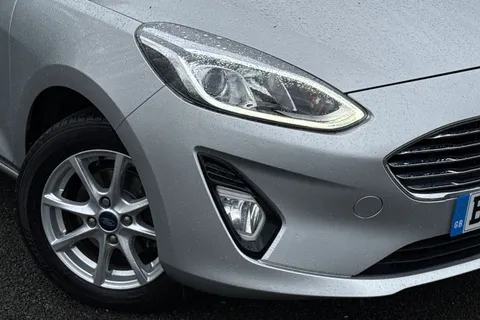 BF68URW Ford Fiesta 1.0T EcoBoost Zetec Euro 6 (s/s) 5dr Thumbnail #26