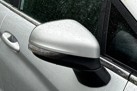 BF68URW Ford Fiesta 1.0T EcoBoost Zetec Euro 6 (s/s) 5dr Thumbnail #29