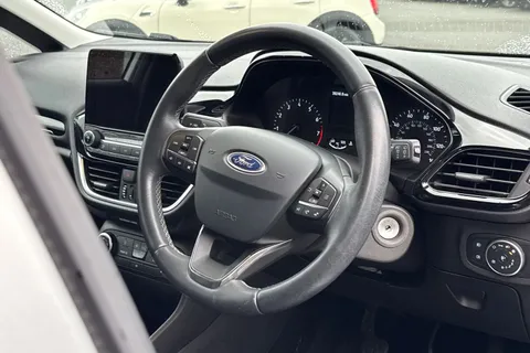 BF68URW Ford Fiesta 1.0T EcoBoost Zetec Euro 6 (s/s) 5dr Thumbnail #31