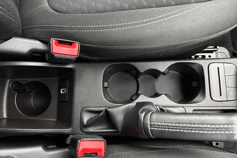 BF68URW Ford Fiesta 1.0T EcoBoost Zetec Euro 6 (s/s) 5dr Thumbnail #41